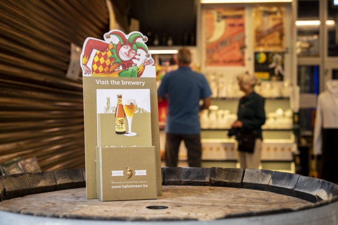 De halve maan discount wooden beer box